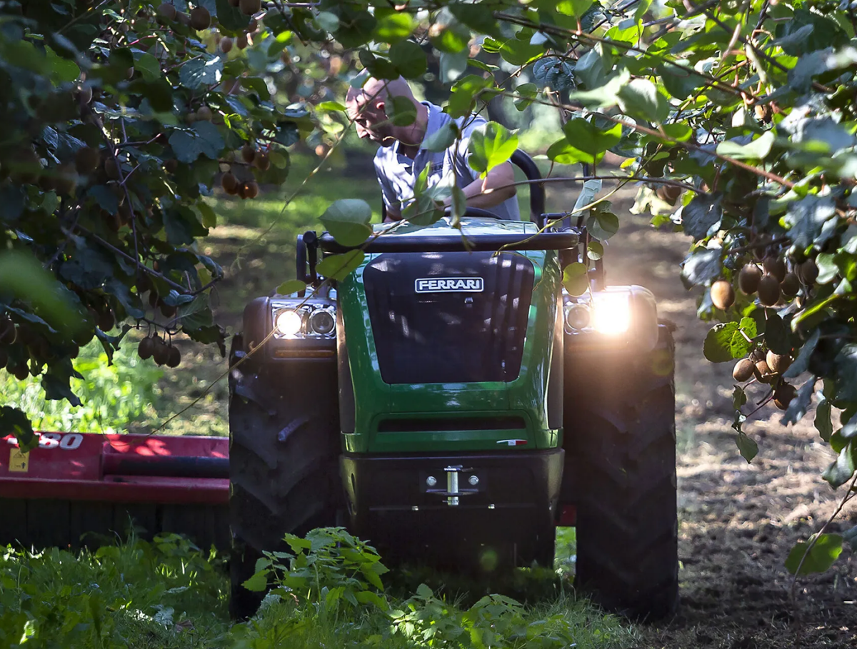 Cobram 60 Tractor