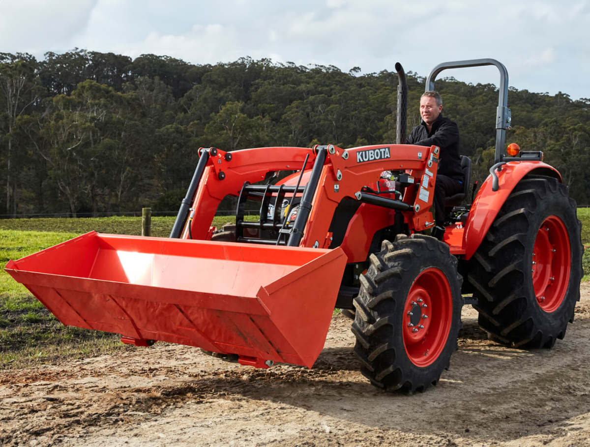 Kubota M6040