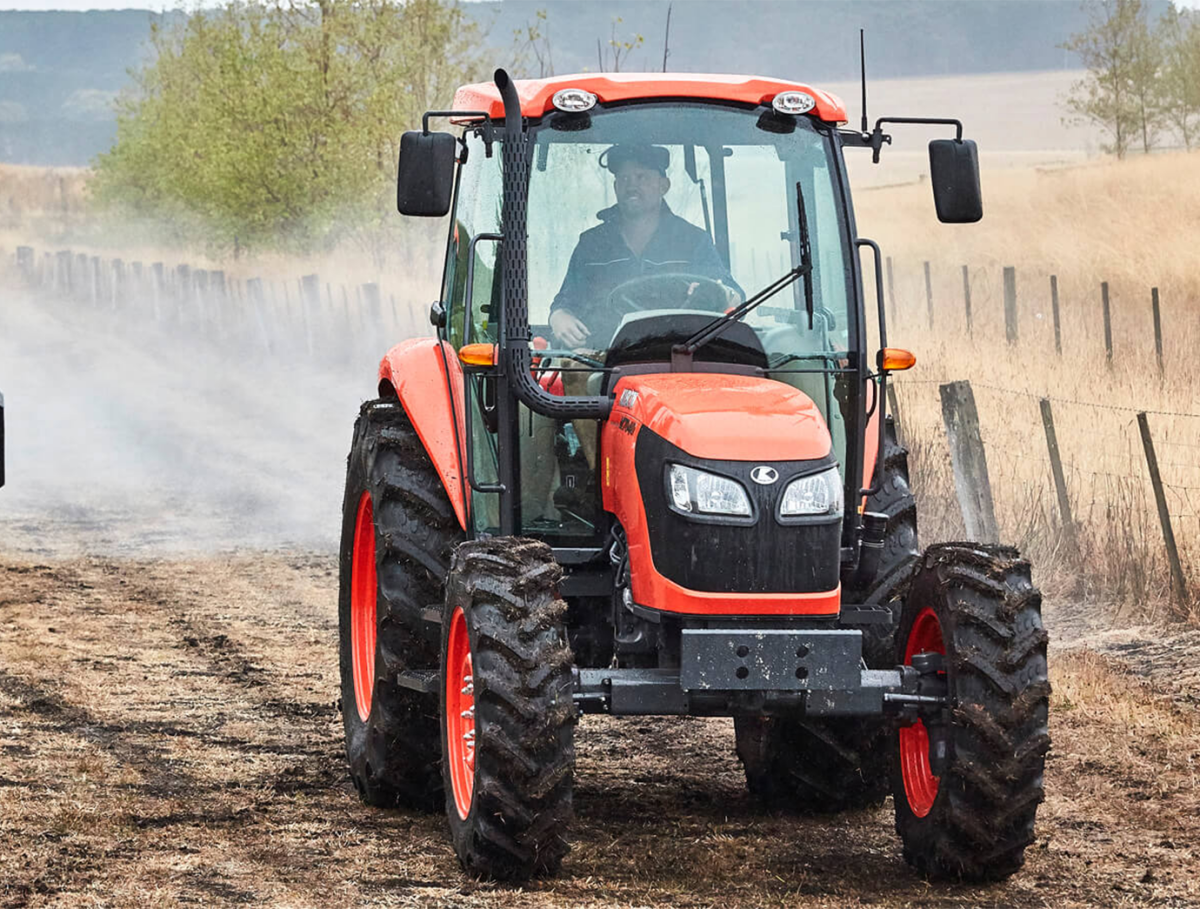 Kubota M7040