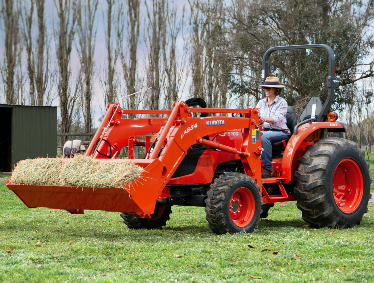 Kubota MX5200