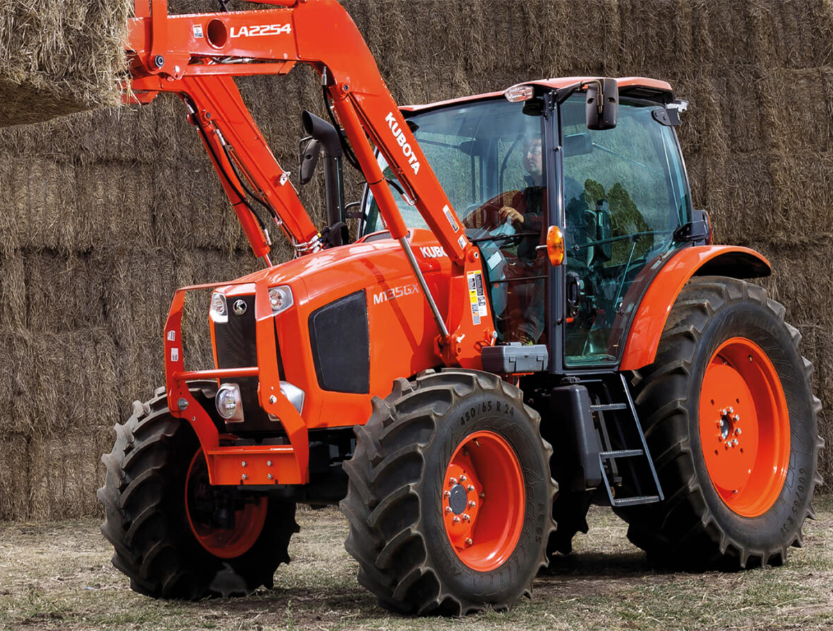 kubota m135gx